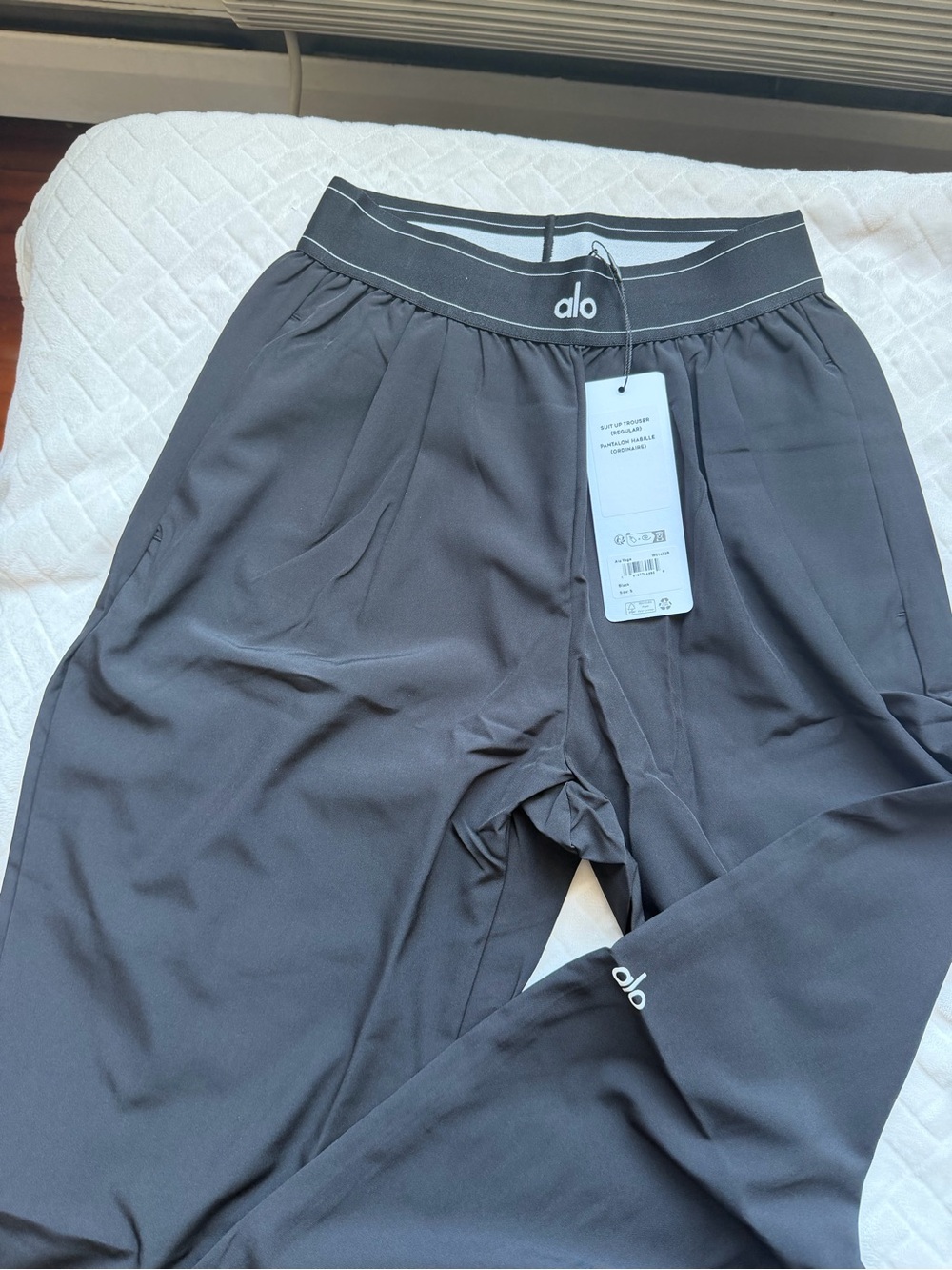 ALO Yoga  Stretch Joggers